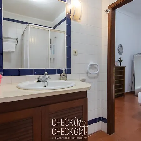 Checkincheckout - Retiro Da Adraga